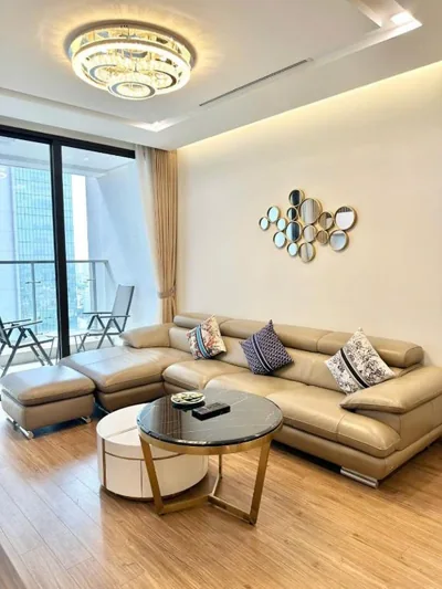 Three-Bedroom Apartment — Serviced Apartment in Metropolis near Lotte and Daewoo Hanoi